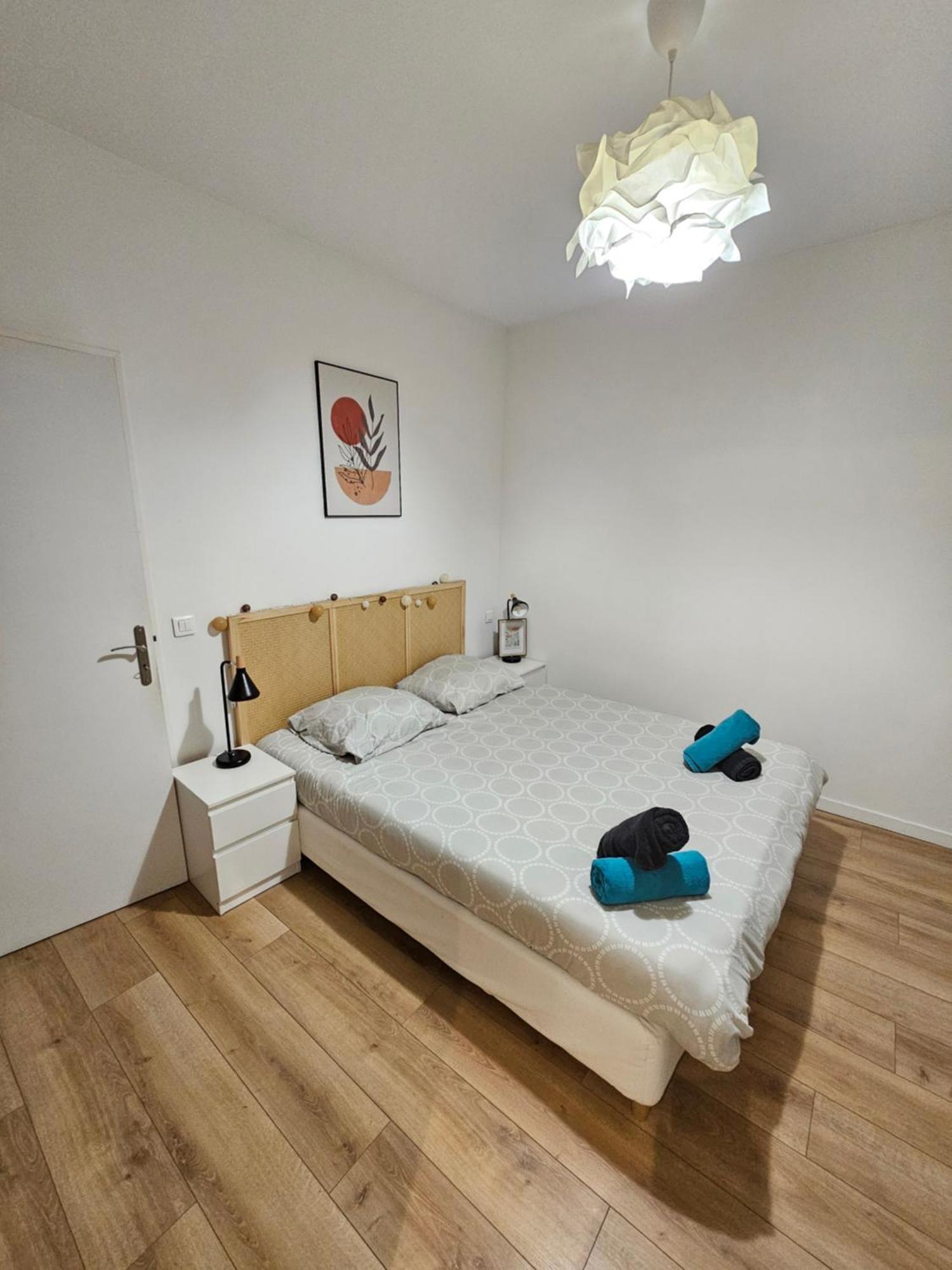 *Appartement Moderne/2 Minutes Du Metro* Saint-Ouen  Εξωτερικό φωτογραφία