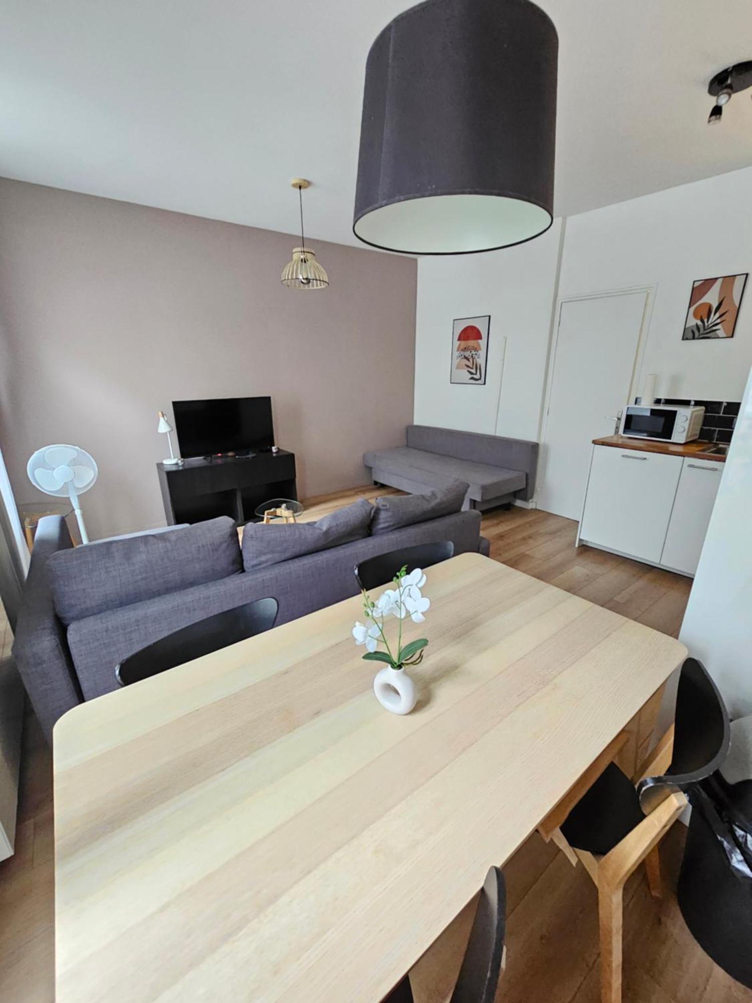 *Appartement Moderne/2 Minutes Du Metro* Saint-Ouen  Εξωτερικό φωτογραφία
