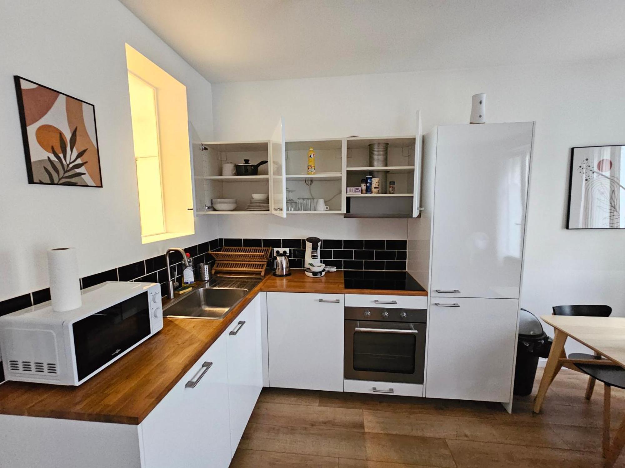 *Appartement Moderne/2 Minutes Du Metro* Saint-Ouen  Εξωτερικό φωτογραφία